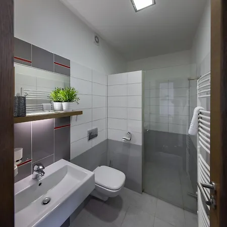 Hotel Zubr