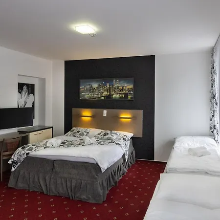 Zubr Hotel Ujcov