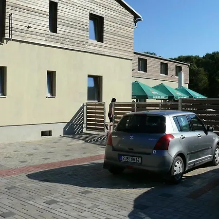 Hotel Zubr